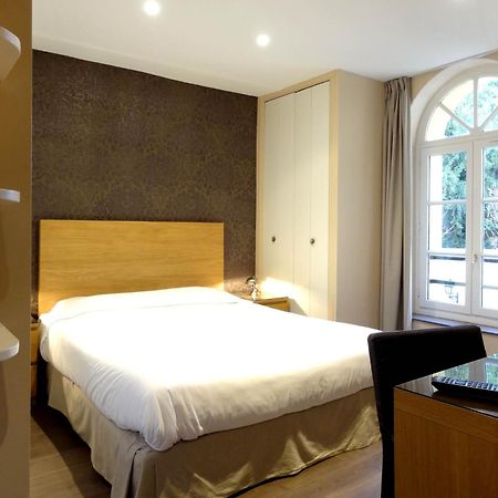 Les Carmes Apartment รูออง ภายนอก รูปภาพ