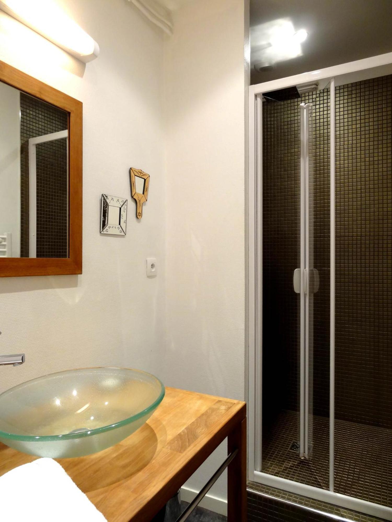 Les Carmes Apartment รูออง ภายนอก รูปภาพ