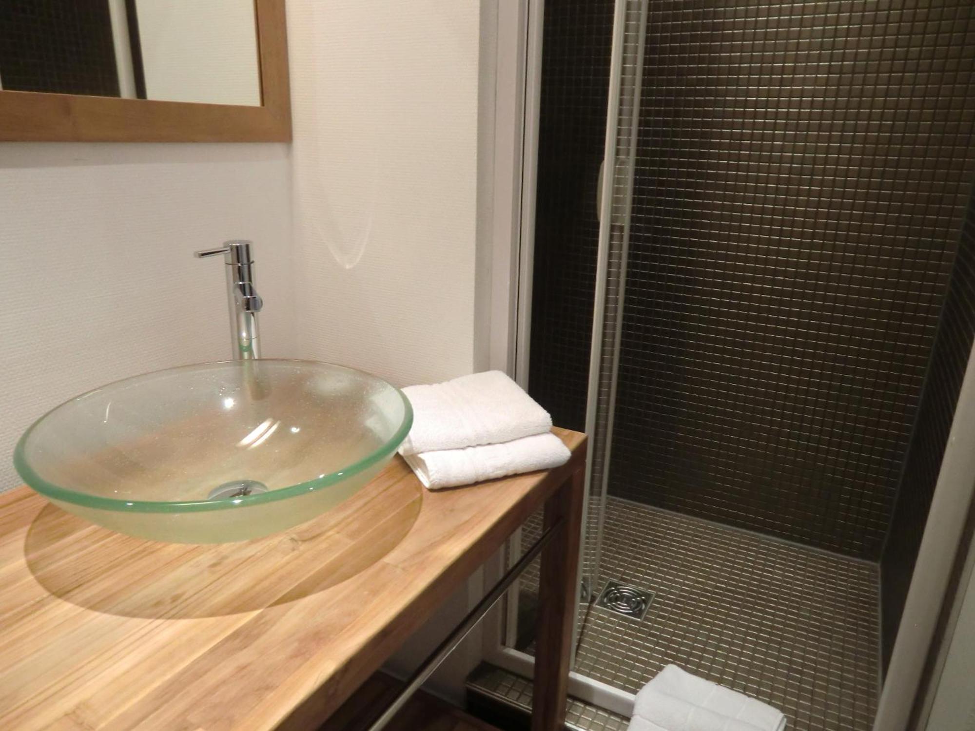 Les Carmes Apartment รูออง ภายนอก รูปภาพ